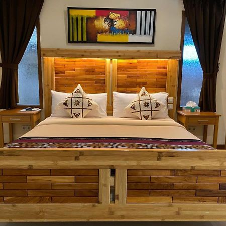 Jepara Marina Beach Bungalows Exteriör bild