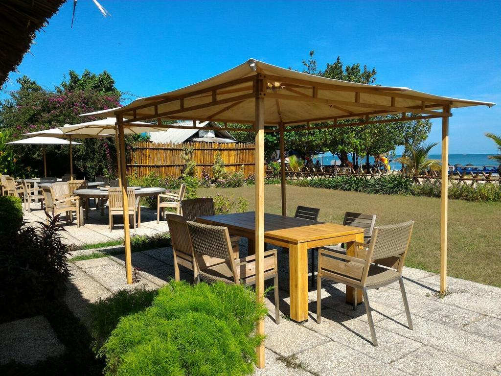 Jepara Marina Beach Bungalows Exteriör bild